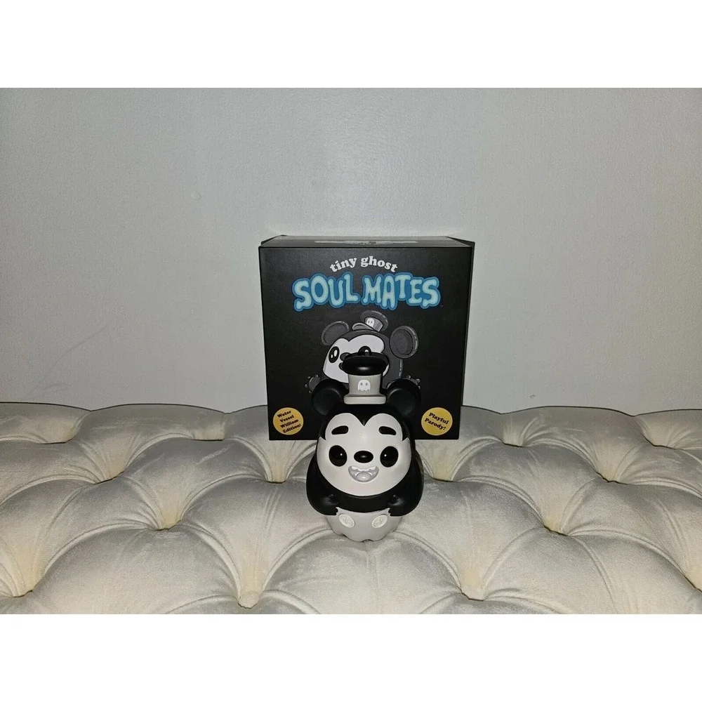 Tiny Ghost Soul Mates Water Vessel William Edition Vinyl‎ Figure Reis O'Brien